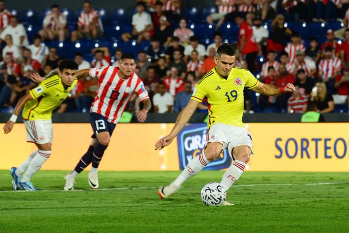 Colombia venció a Paraguay y acumula su segunda victoria consecutiva en eliminatorias