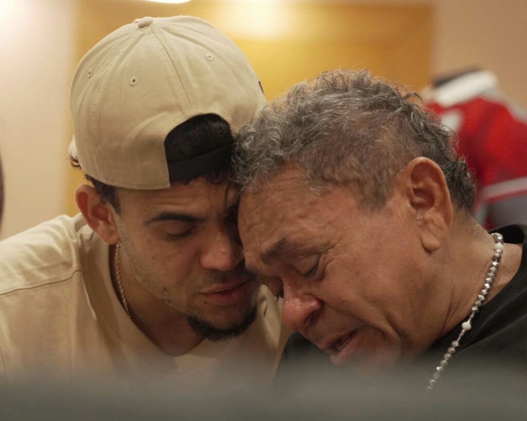 En un emotivo momento Luis Díaz se reencontró con su padre