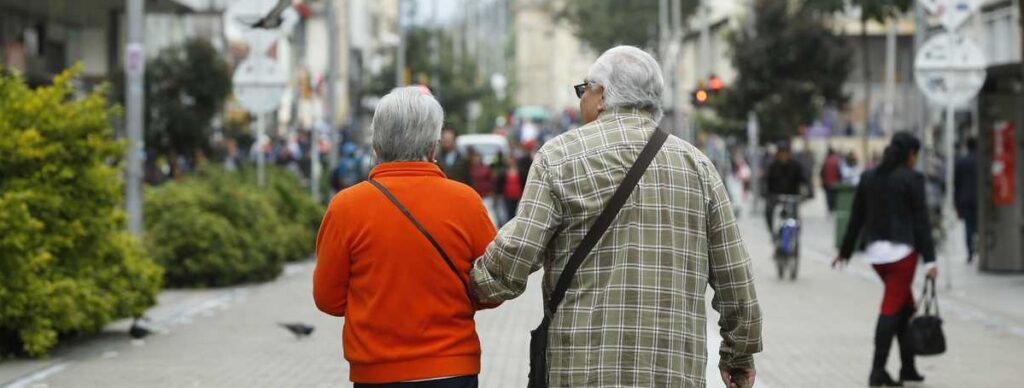 ¿Cuánto recibirán los pensionados en Colombia con el nuevo salario mínimo?