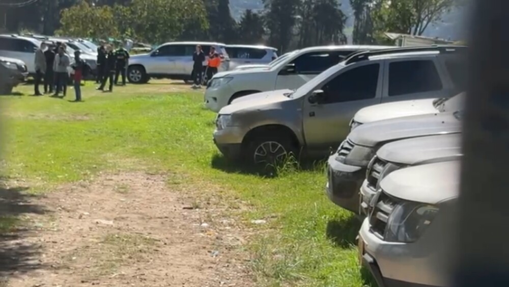 20 hombres armados robaron 17 camionetas de la UNP