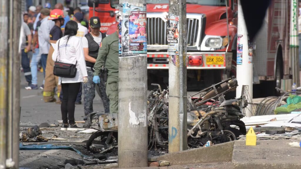 Ofrecen millonaria recompensa por responsables del atentado terrorista en Jamundí