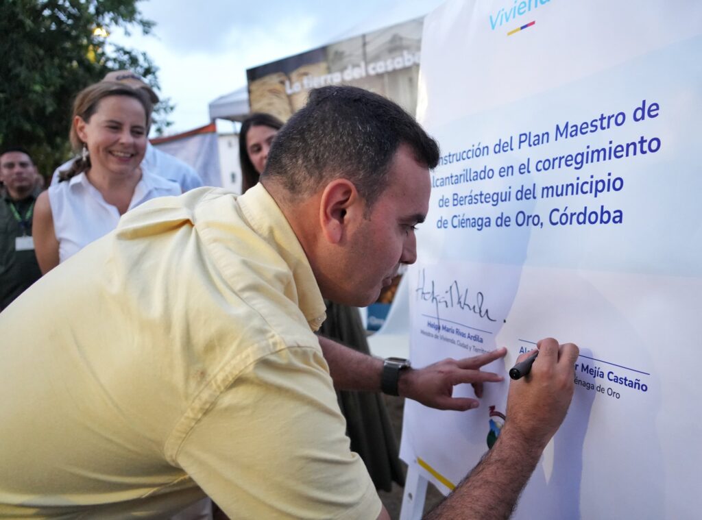 MinVivienda y Alcaldía de Ciénaga de Oro garantizan obra de alcantarillado para Berástegui