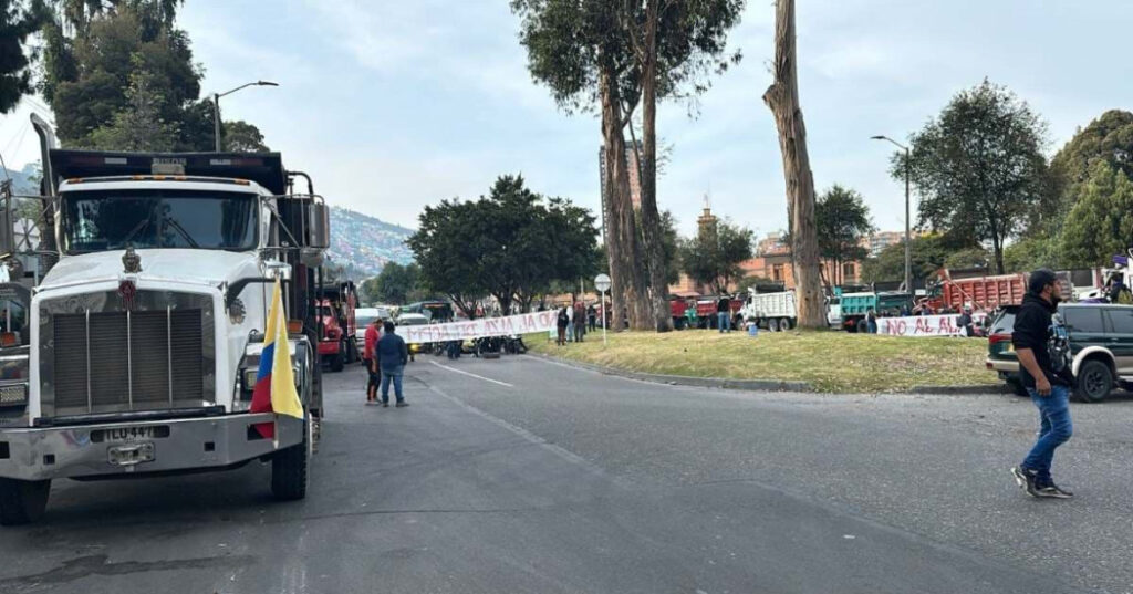 Paro camionero comienza a tener repercusiones en el abastecimiento de alimentos